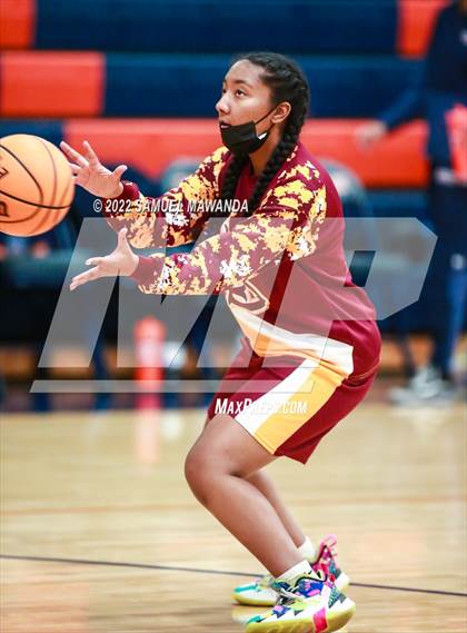 Thumbnail 3 in Woodrow Wilson @ Chaminade (CIF SS D1 First Round) photogallery.