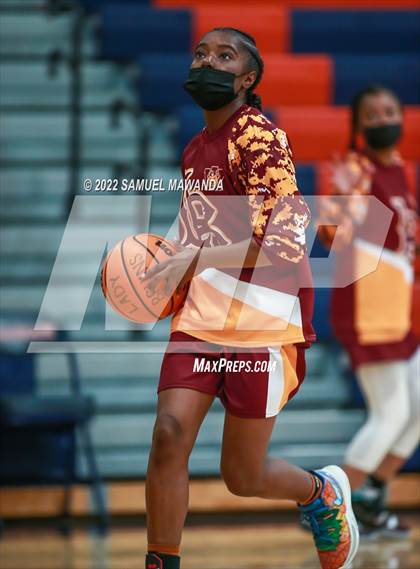 Thumbnail 3 in Woodrow Wilson @ Chaminade (CIF SS D1 First Round) photogallery.