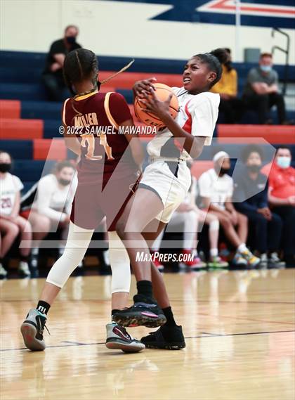 Thumbnail 3 in Woodrow Wilson @ Chaminade (CIF SS D1 First Round) photogallery.