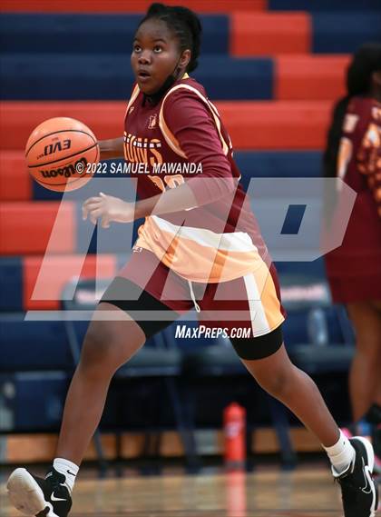 Thumbnail 1 in Woodrow Wilson @ Chaminade (CIF SS D1 First Round) photogallery.