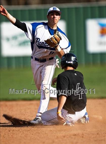 Thumbnail 2 in Mansfield Summit vs. Midlothian (Robert Dulin Memorial) photogallery.