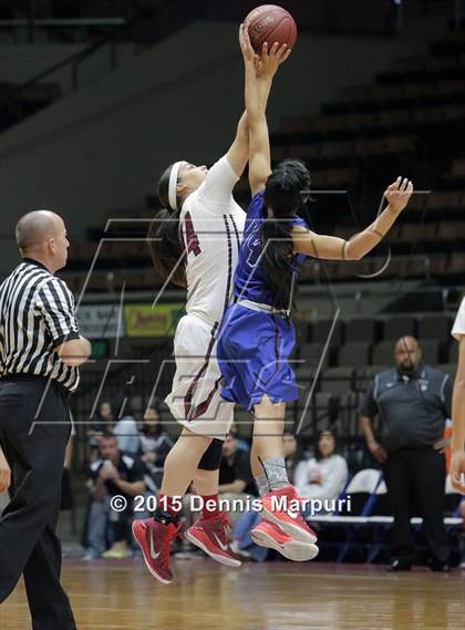 Thumbnail 1 in Immanuel vs Orosi (CIF Central  D4 Final) photogallery.