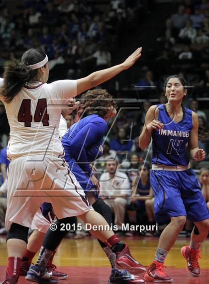 Thumbnail 3 in Immanuel vs Orosi (CIF Central  D4 Final) photogallery.