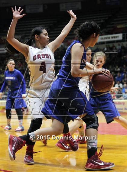 Thumbnail 3 in Immanuel vs Orosi (CIF Central  D4 Final) photogallery.