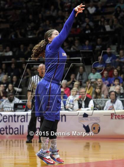 Thumbnail 3 in Immanuel vs Orosi (CIF Central  D4 Final) photogallery.