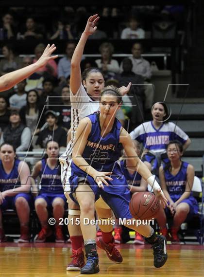 Thumbnail 2 in Immanuel vs Orosi (CIF Central  D4 Final) photogallery.