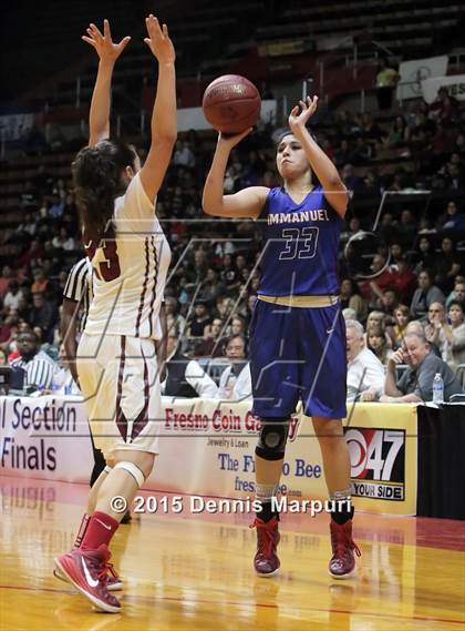 Thumbnail 3 in Immanuel vs Orosi (CIF Central  D4 Final) photogallery.