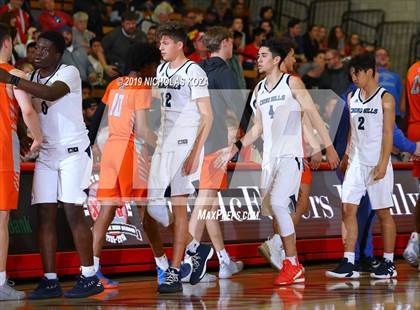 Thumbnail 3 in Chino Hills vs. Bishop Gorman (Nike Extravaganza) photogallery.