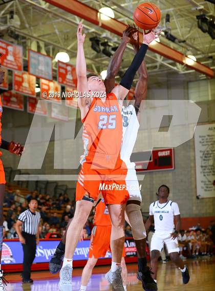 Thumbnail 3 in Chino Hills vs. Bishop Gorman (Nike Extravaganza) photogallery.