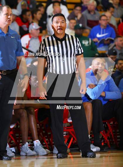 Thumbnail 3 in Chino Hills vs. Bishop Gorman (Nike Extravaganza) photogallery.