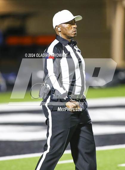Thumbnail 2 in Wylie vs. North Forney (UIL 6A Football Bi-District Playoff) photogallery.