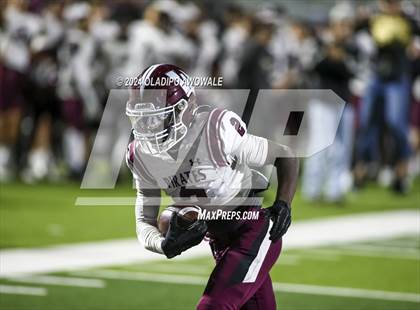 Thumbnail 3 in Wylie vs. North Forney (UIL 6A Football Bi-District Playoff) photogallery.