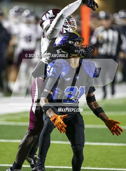 Thumbnail 2 in Wylie vs. North Forney (UIL 6A Football Bi-District Playoff) photogallery.