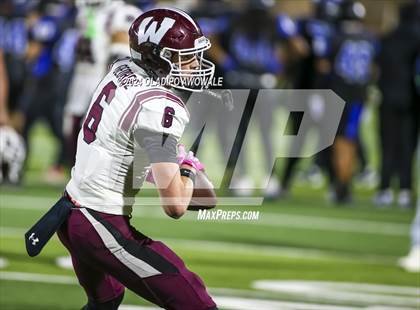 Thumbnail 2 in Wylie vs. North Forney (UIL 6A Football Bi-District Playoff) photogallery.