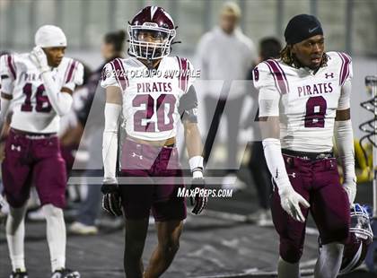 Thumbnail 2 in Wylie vs. North Forney (UIL 6A Football Bi-District Playoff) photogallery.