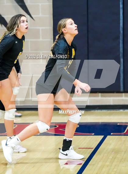 Thumbnail 3 in Grand Junction Central  vs Arapahoe (Eagle Invite) photogallery.