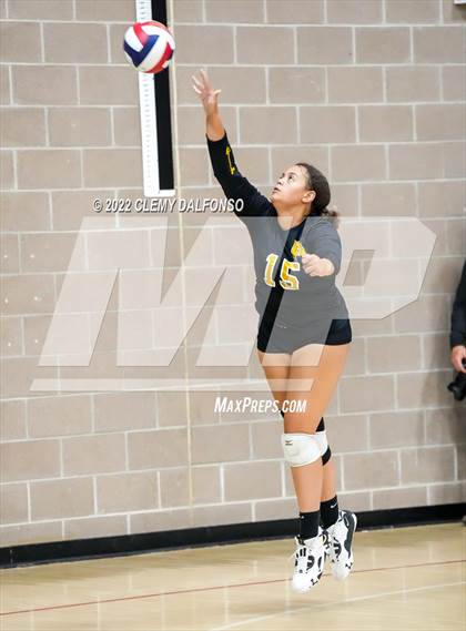 Thumbnail 2 in Grand Junction Central  vs Arapahoe (Eagle Invite) photogallery.