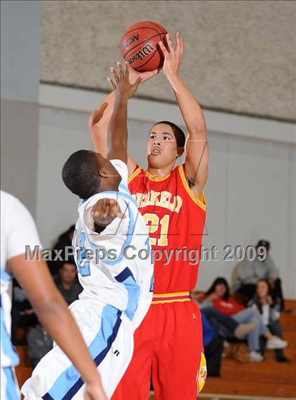 Thumbnail 3 in Berkeley vs. Burbank (Bruin Shoot-Out) photogallery.