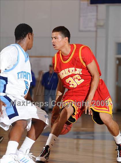 Thumbnail 2 in Berkeley vs. Burbank (Bruin Shoot-Out) photogallery.