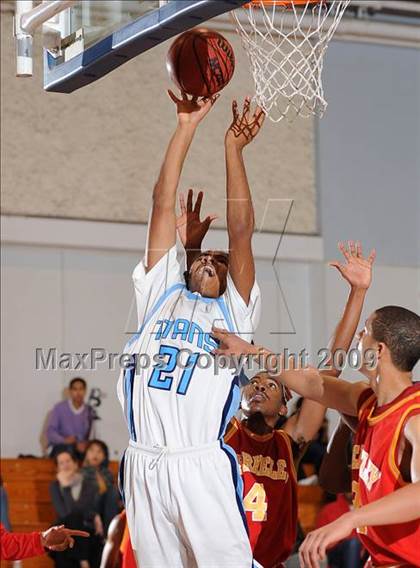 Thumbnail 1 in Berkeley vs. Burbank (Bruin Shoot-Out) photogallery.