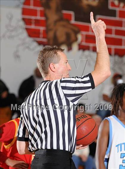 Thumbnail 2 in Berkeley vs. Burbank (Bruin Shoot-Out) photogallery.