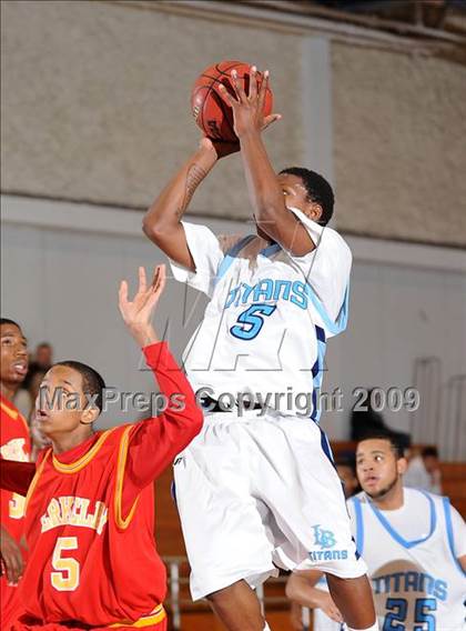 Thumbnail 3 in Berkeley vs. Burbank (Bruin Shoot-Out) photogallery.