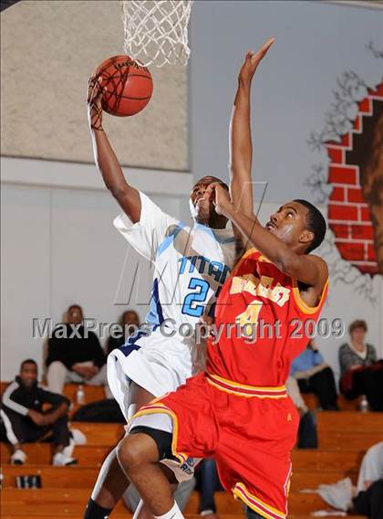 Thumbnail 3 in Berkeley vs. Burbank (Bruin Shoot-Out) photogallery.