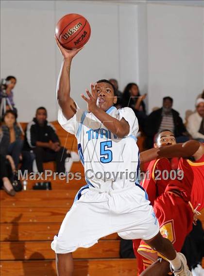 Thumbnail 1 in Berkeley vs. Burbank (Bruin Shoot-Out) photogallery.