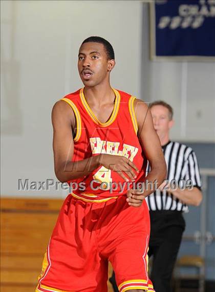 Thumbnail 1 in Berkeley vs. Burbank (Bruin Shoot-Out) photogallery.