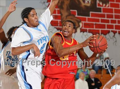 Thumbnail 3 in Berkeley vs. Burbank (Bruin Shoot-Out) photogallery.