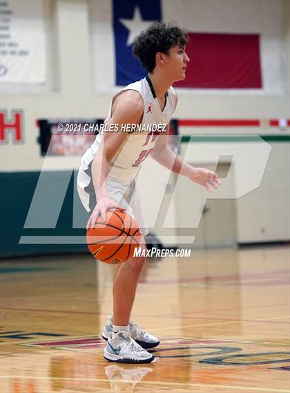 Thumbnail 3 in Seven Lakes @ The Woodlands photogallery.
