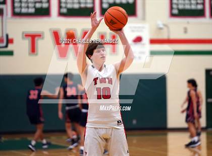 Thumbnail 1 in Seven Lakes @ The Woodlands photogallery.