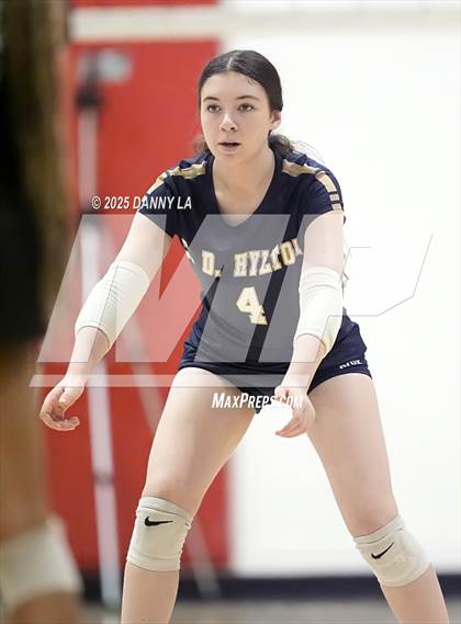 Thumbnail 1 in Hylton @ South County photogallery.