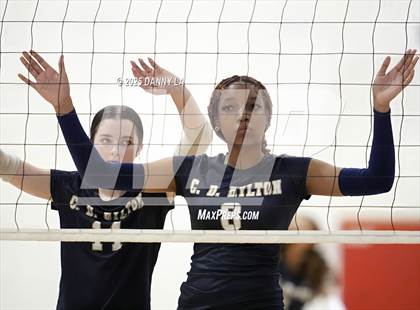 Thumbnail 2 in Hylton @ South County photogallery.