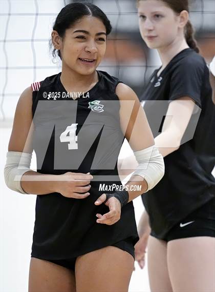 Thumbnail 1 in Hylton @ South County photogallery.