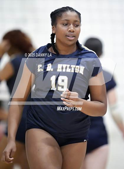 Thumbnail 1 in Hylton @ South County photogallery.