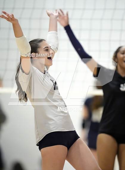 Thumbnail 2 in Hylton @ South County photogallery.