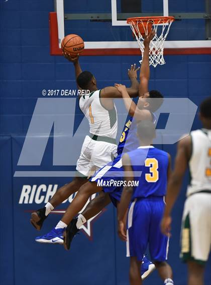 Thumbnail 1 in Rich East vs. Farragut (Big Dipper Tournament) photogallery.