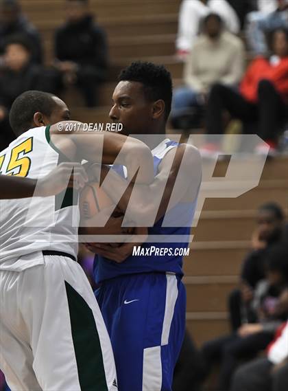 Thumbnail 2 in Rich East vs. Farragut (Big Dipper Tournament) photogallery.
