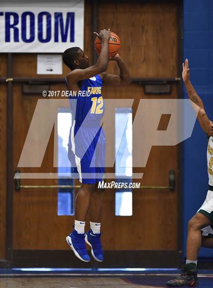 Thumbnail 3 in Rich East vs. Farragut (Big Dipper Tournament) photogallery.