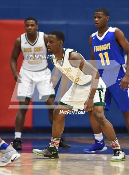 Thumbnail 2 in Rich East vs. Farragut (Big Dipper Tournament) photogallery.