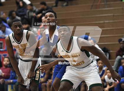 Thumbnail 3 in Rich East vs. Farragut (Big Dipper Tournament) photogallery.