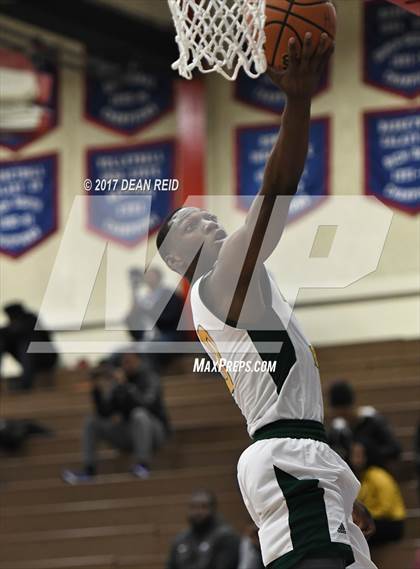 Thumbnail 2 in Rich East vs. Farragut (Big Dipper Tournament) photogallery.