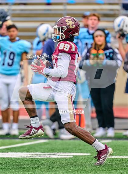 Thumbnail 3 in Summer Creek vs. Kingwood (UIL 6A D2 Football Quarterfinal) photogallery.