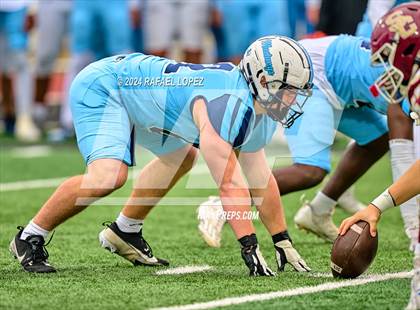 Thumbnail 1 in Summer Creek vs. Kingwood (UIL 6A D2 Football Quarterfinal) photogallery.