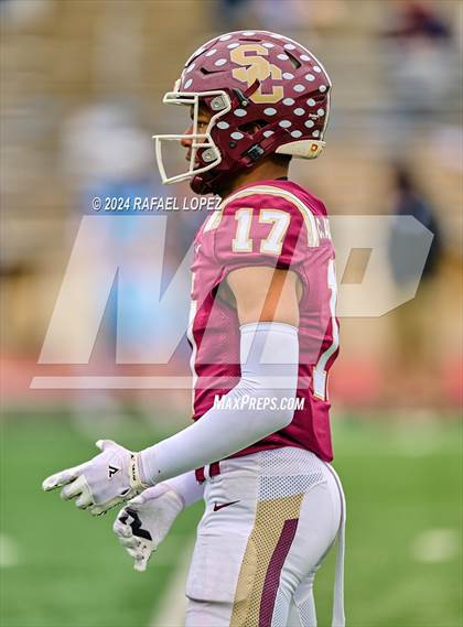Thumbnail 3 in Summer Creek vs. Kingwood (UIL 6A D2 Football Quarterfinal) photogallery.