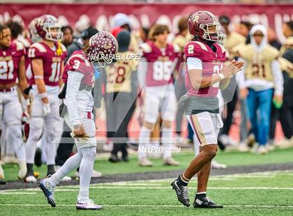 Thumbnail 1 in Summer Creek vs. Kingwood (UIL 6A D2 Football Quarterfinal) photogallery.