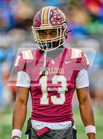 Thumbnail 3 in Summer Creek vs. Kingwood (UIL 6A D2 Football Quarterfinal) photogallery.
