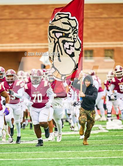 Thumbnail 1 in Summer Creek vs. Kingwood (UIL 6A D2 Football Quarterfinal) photogallery.