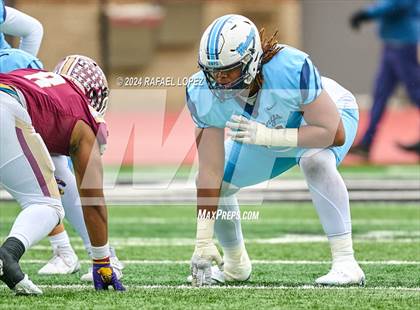 Thumbnail 2 in Summer Creek vs. Kingwood (UIL 6A D2 Football Quarterfinal) photogallery.